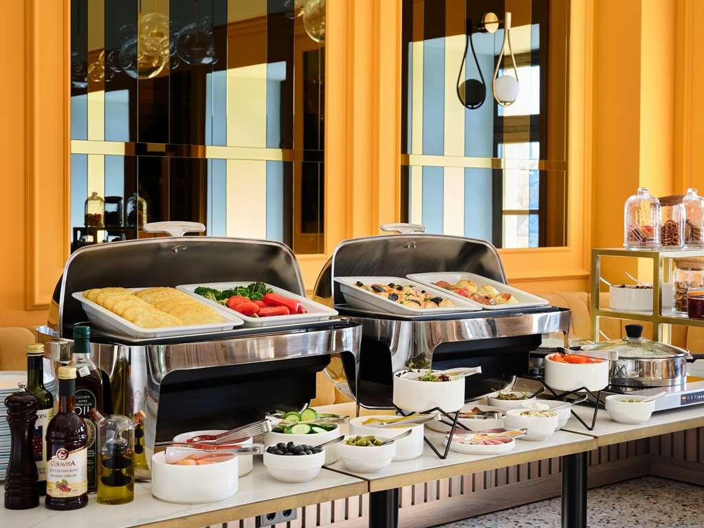 Hotel The Basilian Minsk, Curio Collection By Hilton Restaurante foto